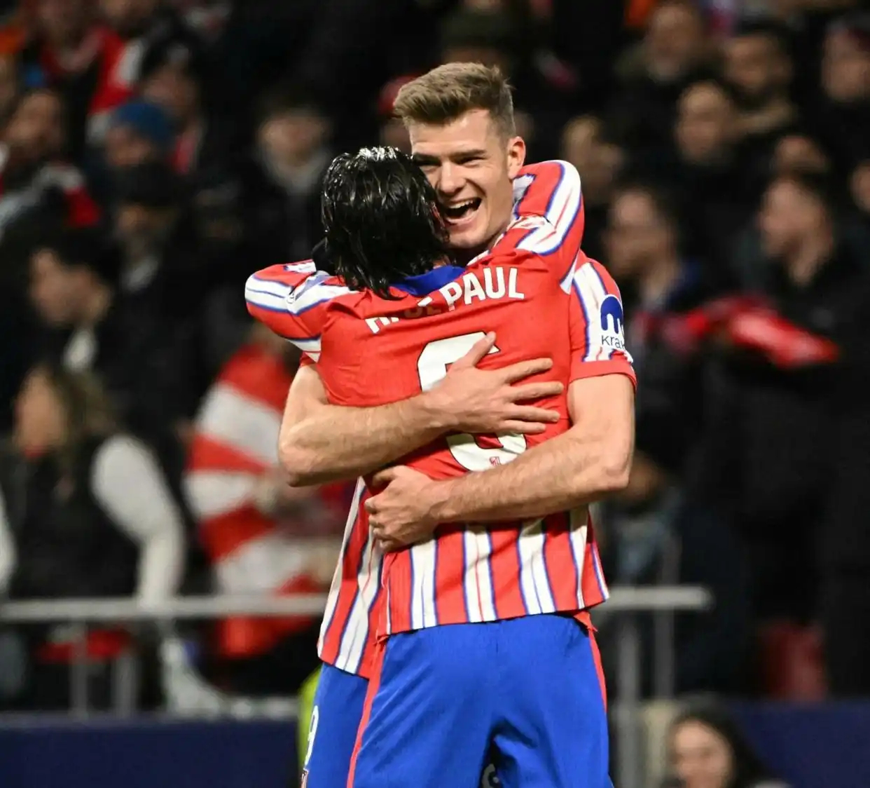 韩国横扫巴西,莱万关键制胜 韩国横扫巴西,莱万关键制胜