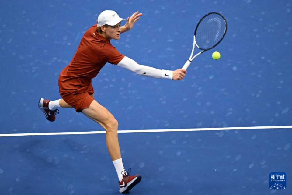 美网险胜戴维斯杯,阿尔卡拉斯关键制胜 美网险胜戴维斯杯,阿尔卡拉斯关键制胜