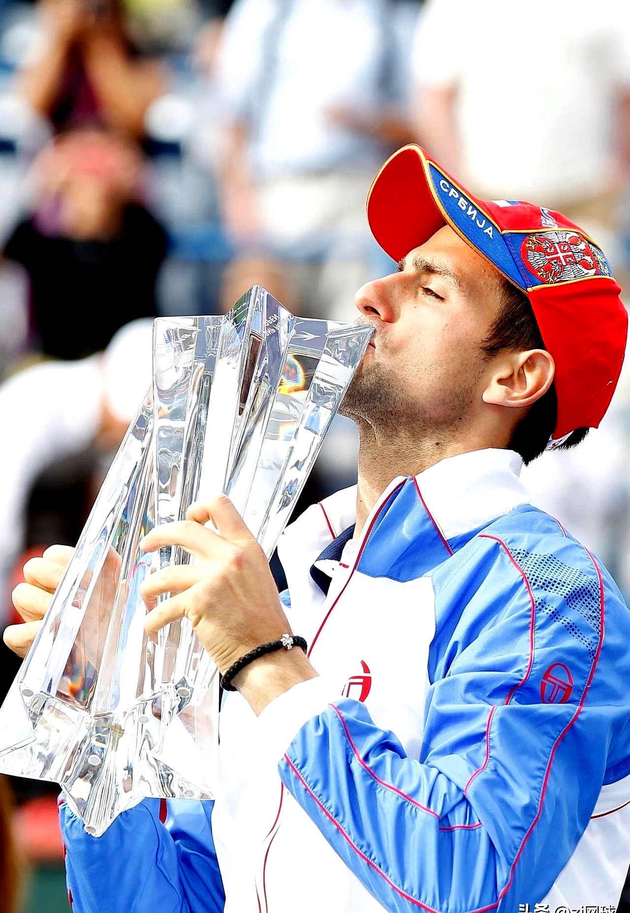 美网险胜戴维斯杯,阿尔卡拉斯关键制胜 美网险胜戴维斯杯,阿尔卡拉斯关键制胜