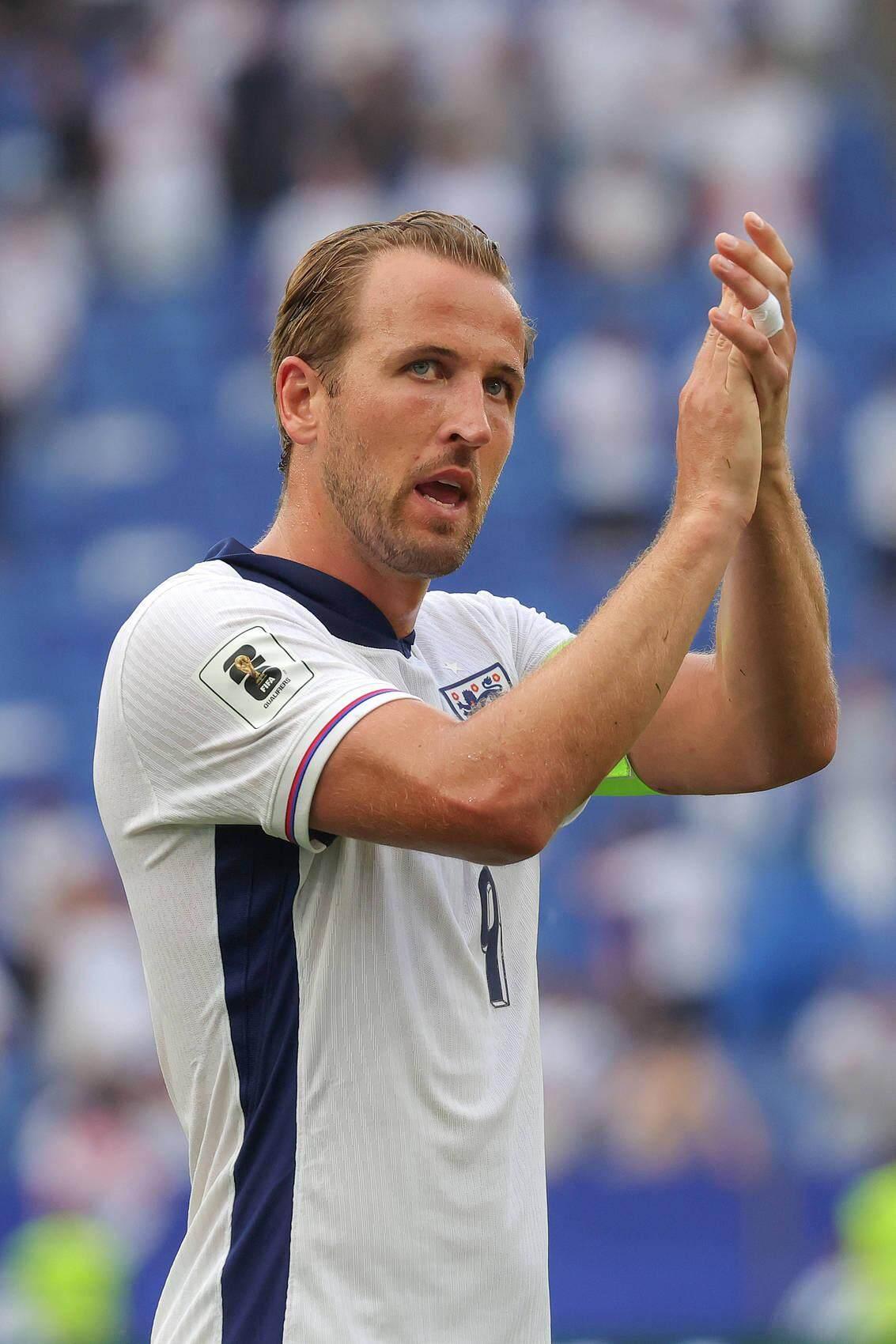 英格兰队取得惊险胜利，晋级半决赛