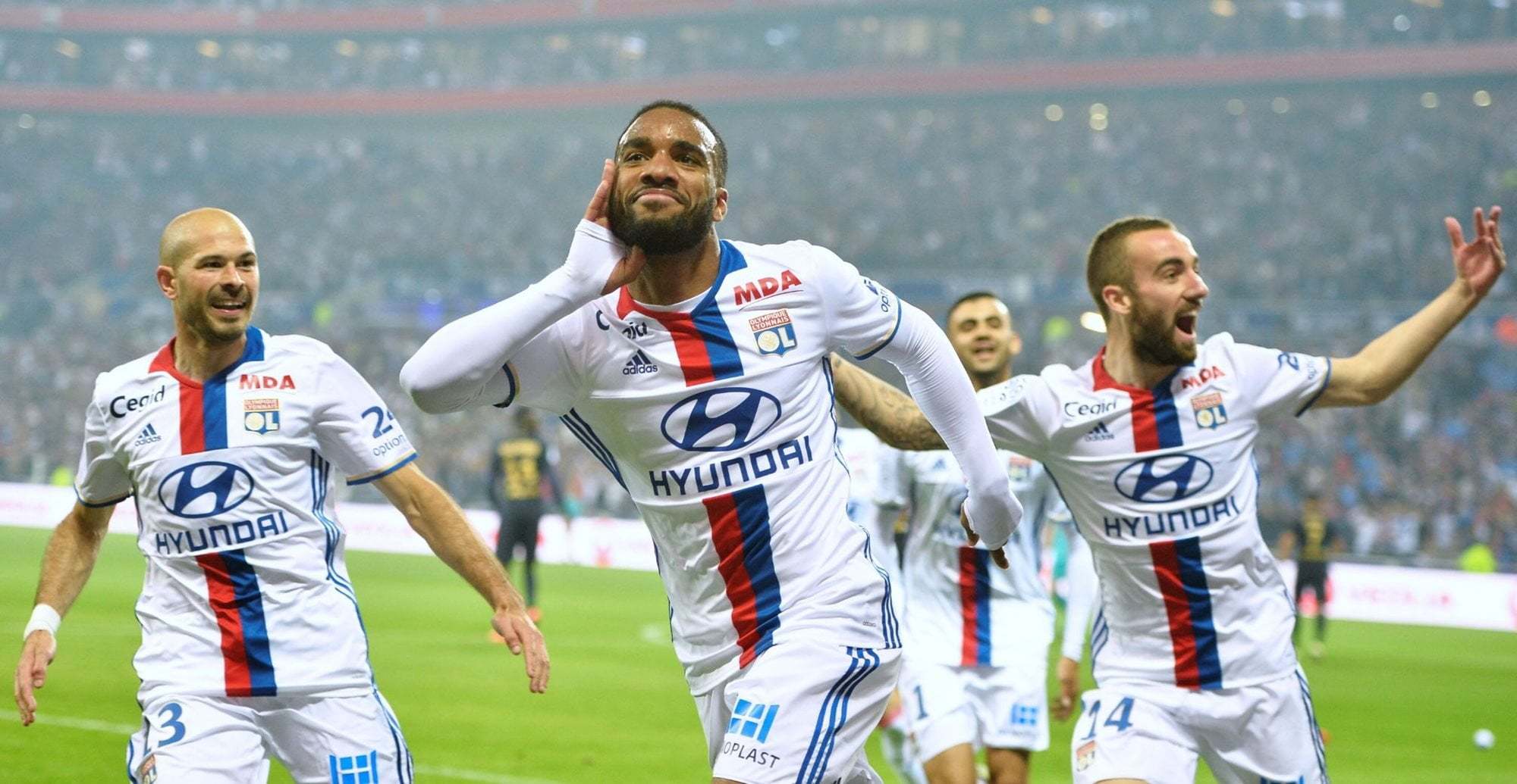 里昂客场大胜，积分大幅提升