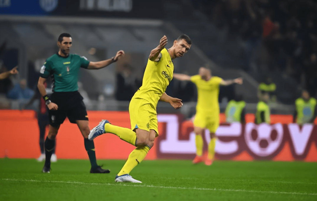 瓦朗谢红星客场战平，积分继续攀升