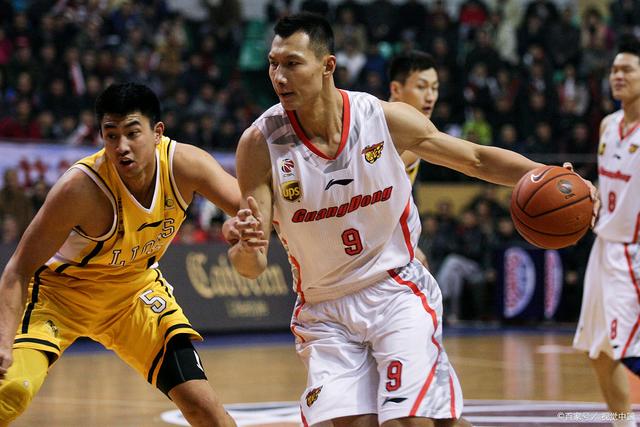 广东队横扫国王,易建联关键制胜 广东队横扫国王,易建联关键制胜