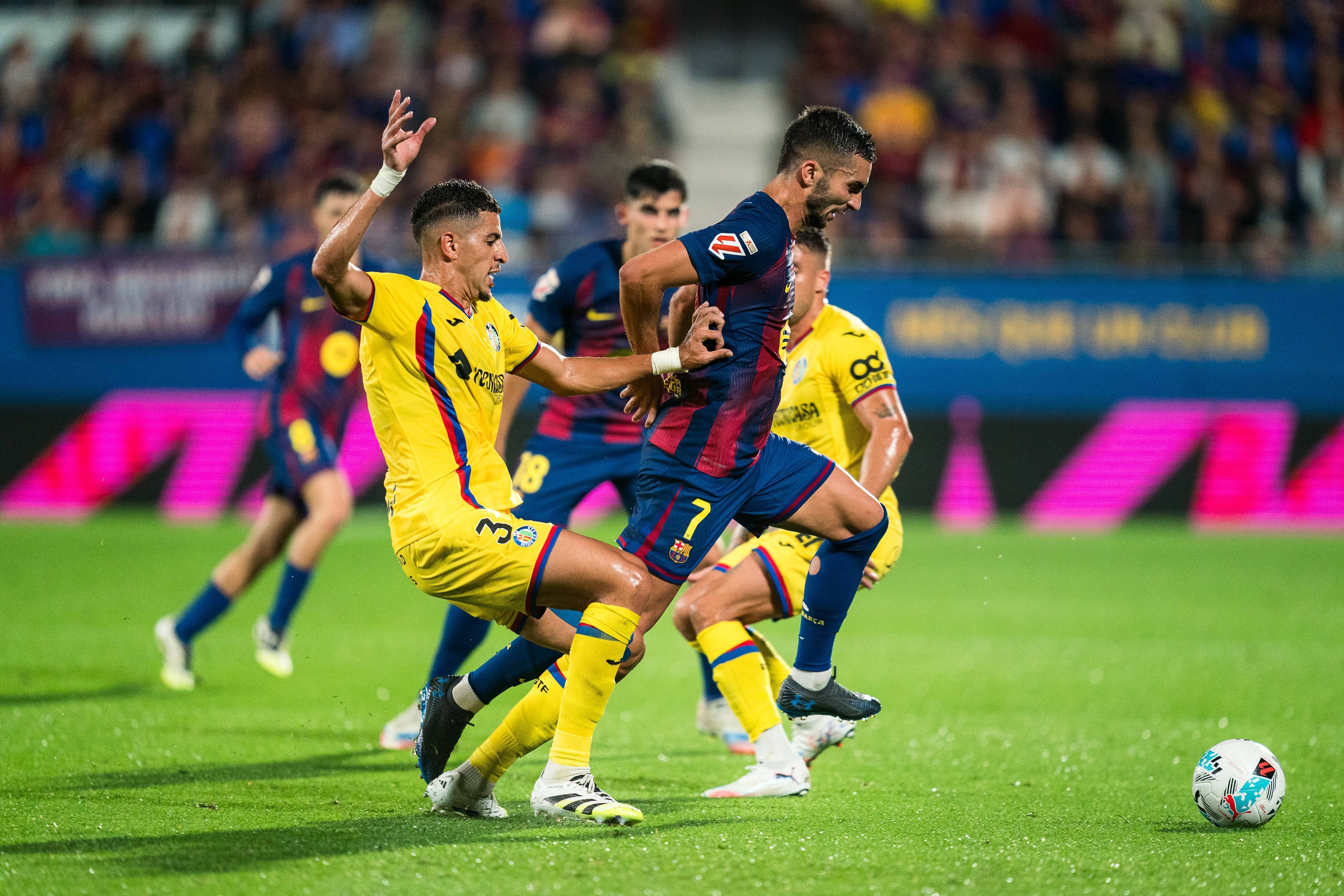 足球赛事上再次掀起激烈角逐